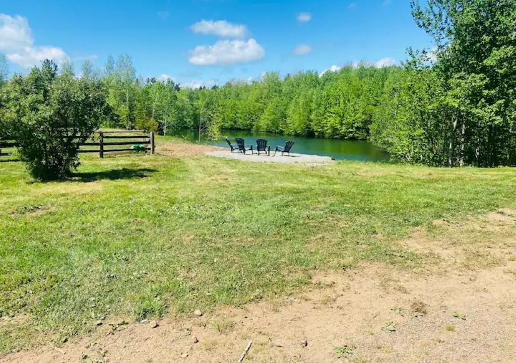 Photo of Outdoor in Stoney Creek