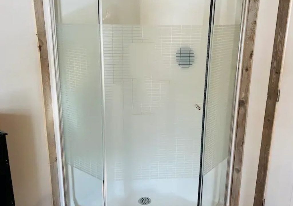 Photo of Bathroom in Stoney Creek