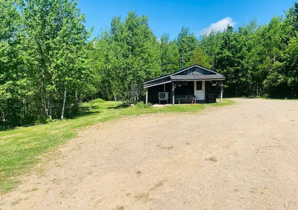 Photo of Outdoor in Stoney Creek
