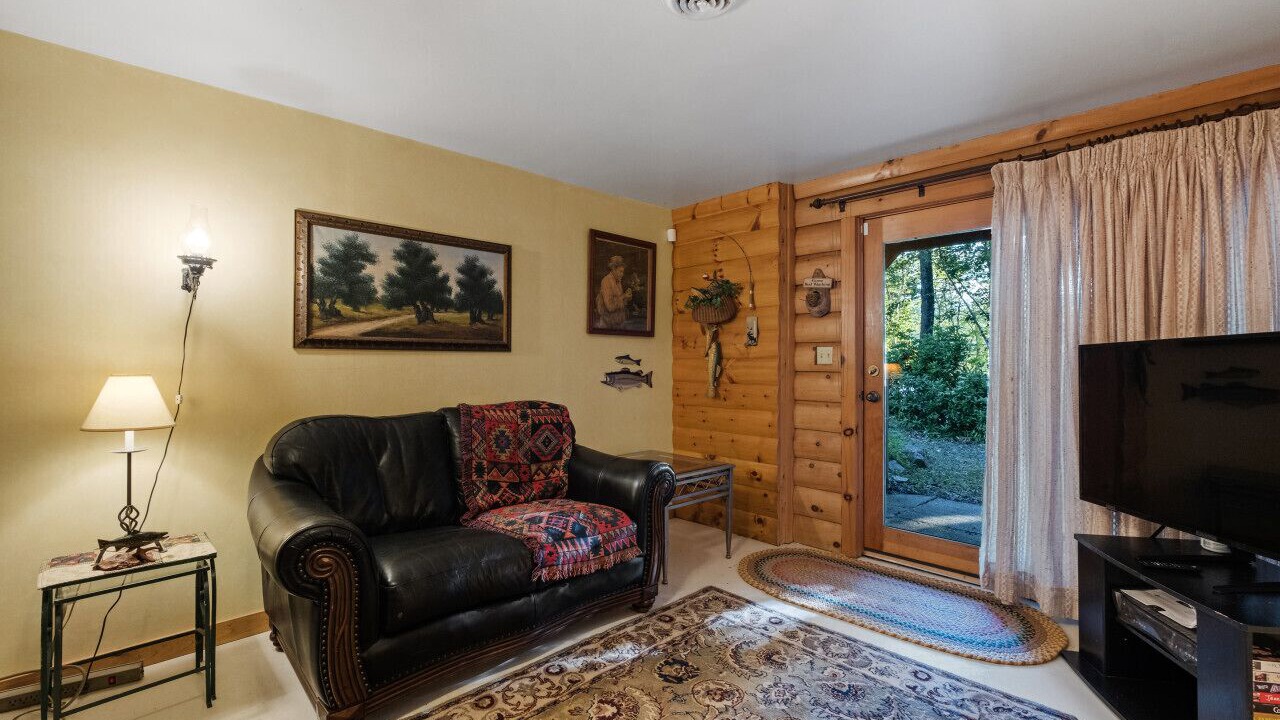 Photo of Livingroom in Washington