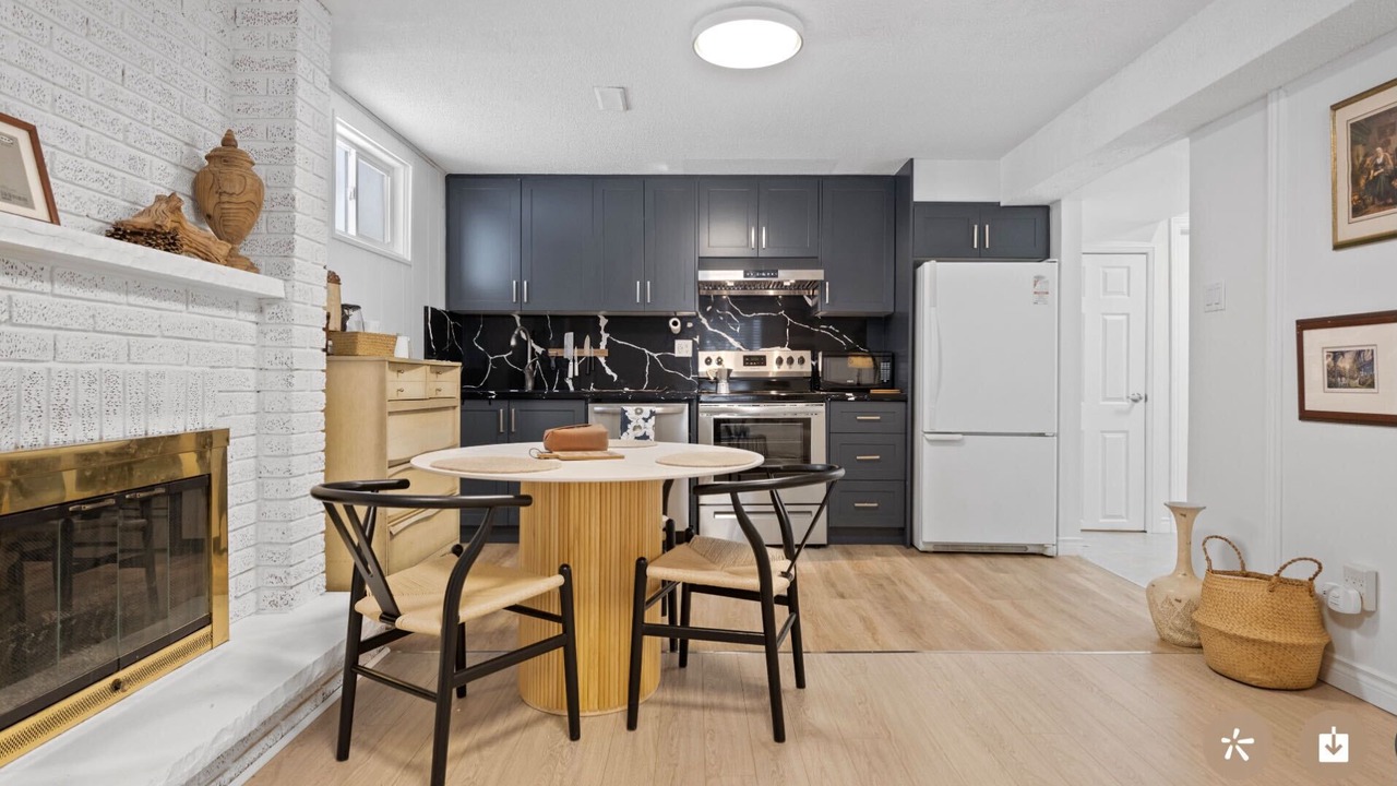 Photo of Kitchen in Thornhill