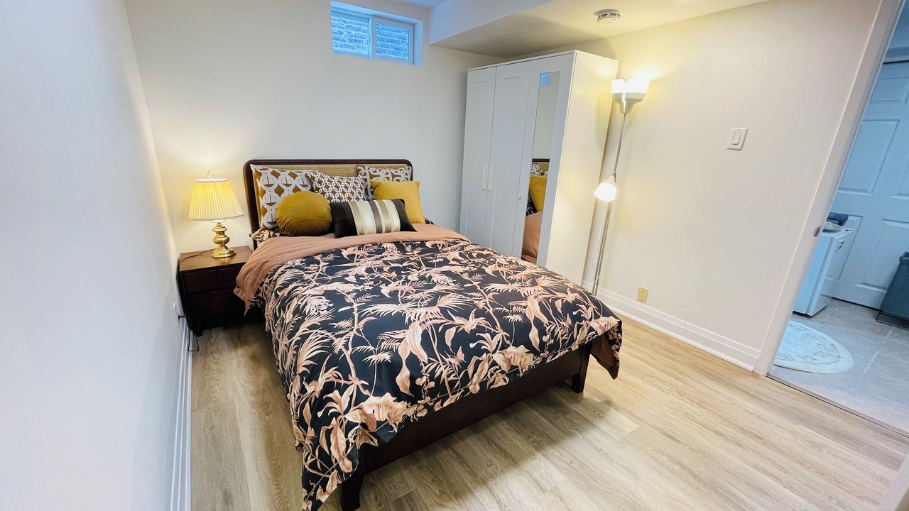 Photo of Bedroom in Thornhill