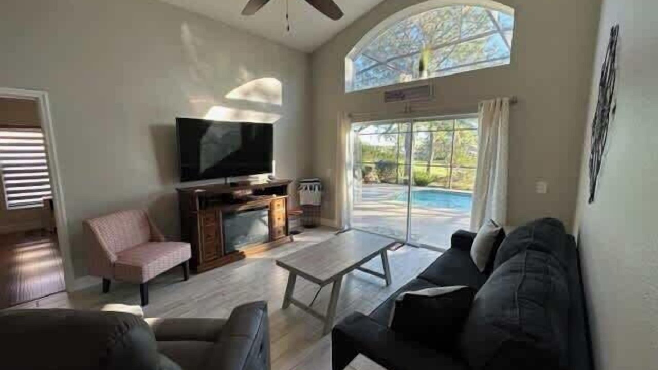 Photo of Livingroom in Haines City
