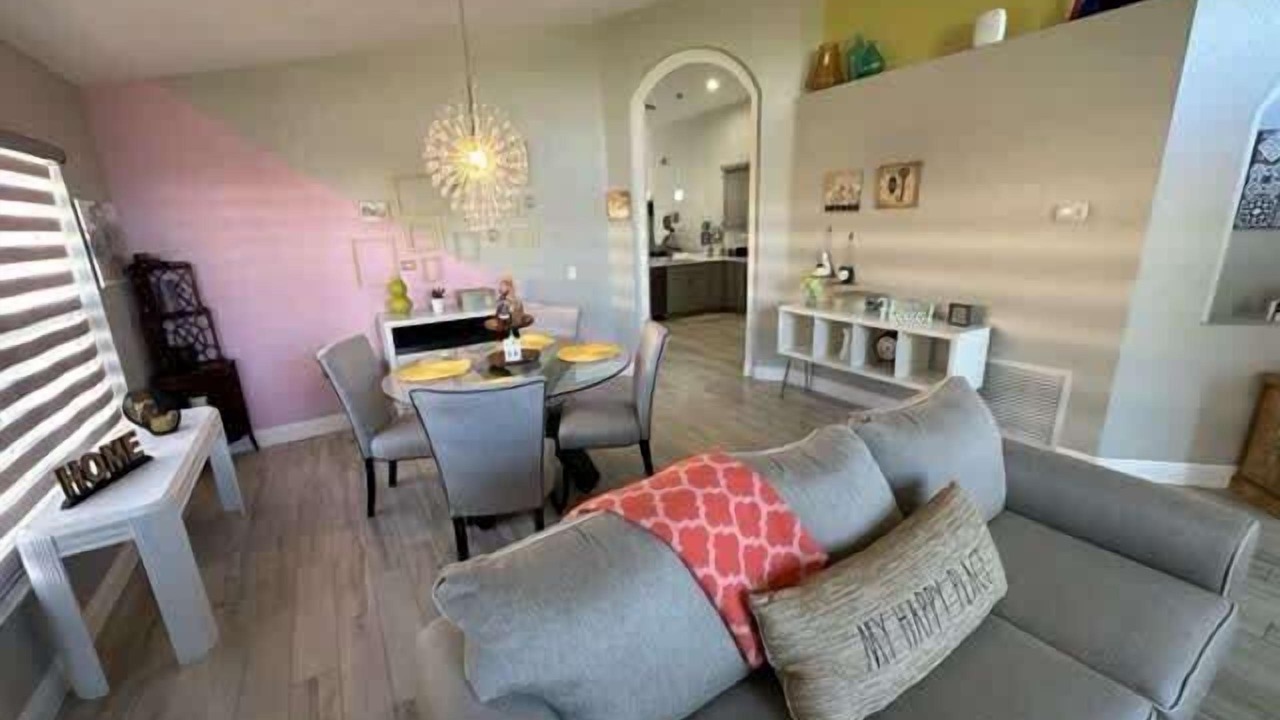 Photo of Livingroom in Haines City