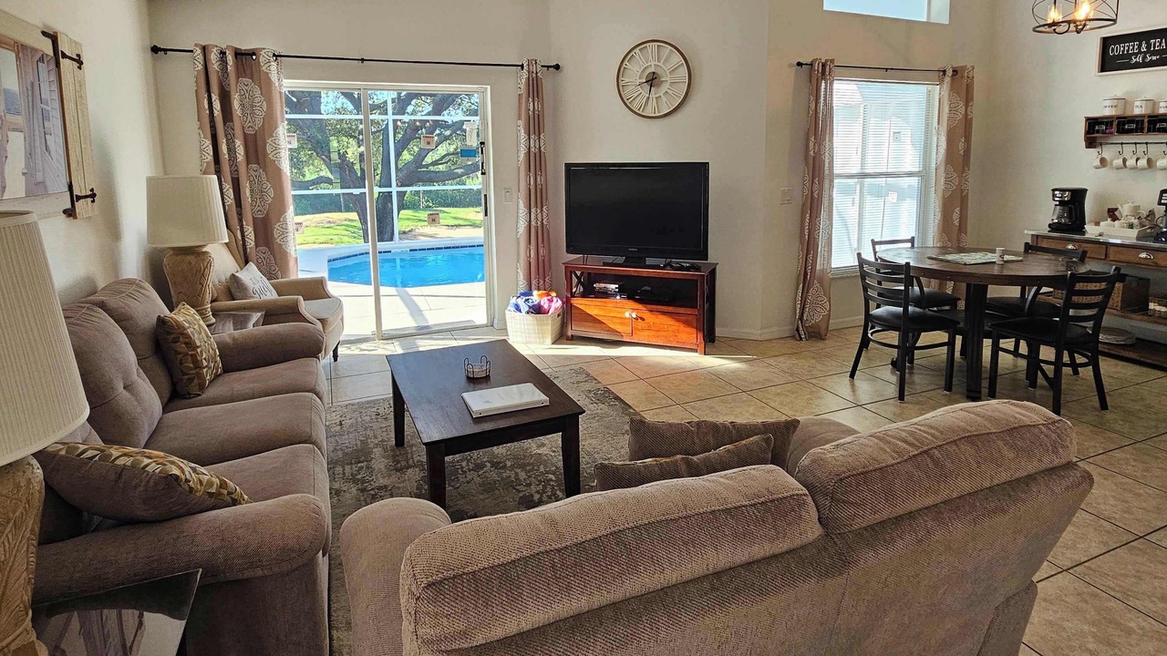 Photo of Livingroom in Haines City