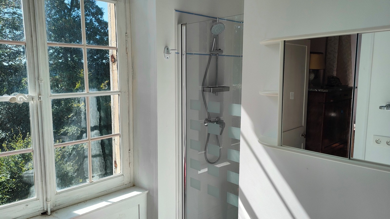 Photo of Bathroom in Agy