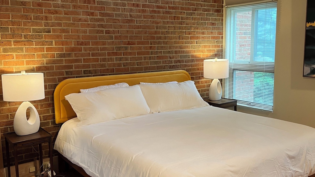 Photo of Bedroom in Grissom - Highland