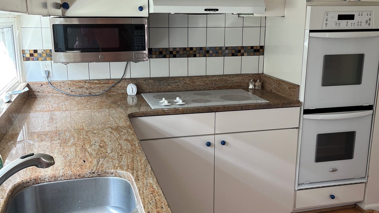 Photo of Kitchen in Grissom - Highland
