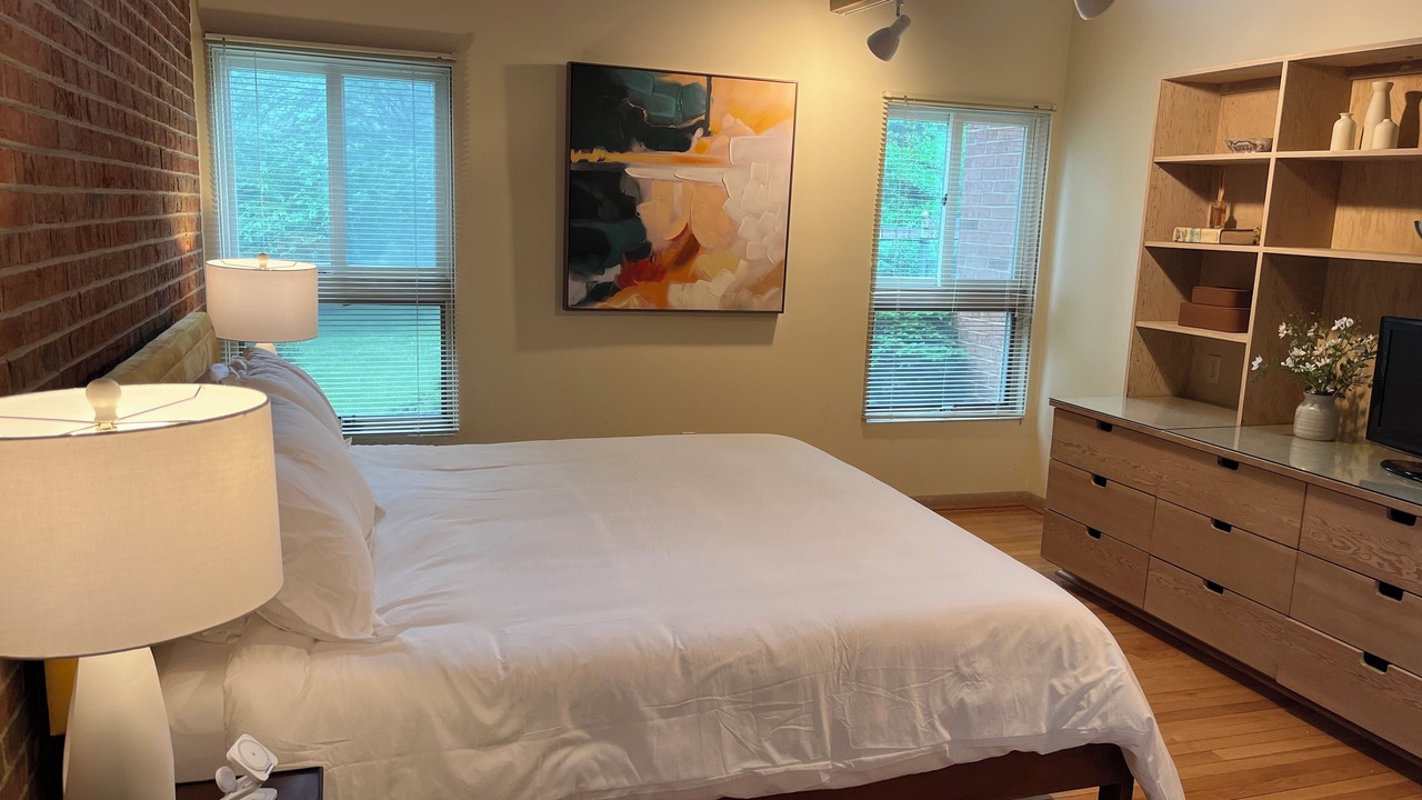Photo of Bedroom in Grissom - Highland