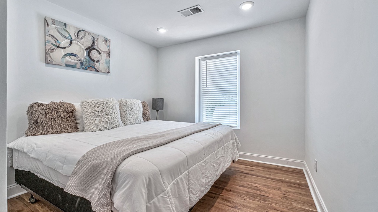 Photo of Bedroom in Antioch