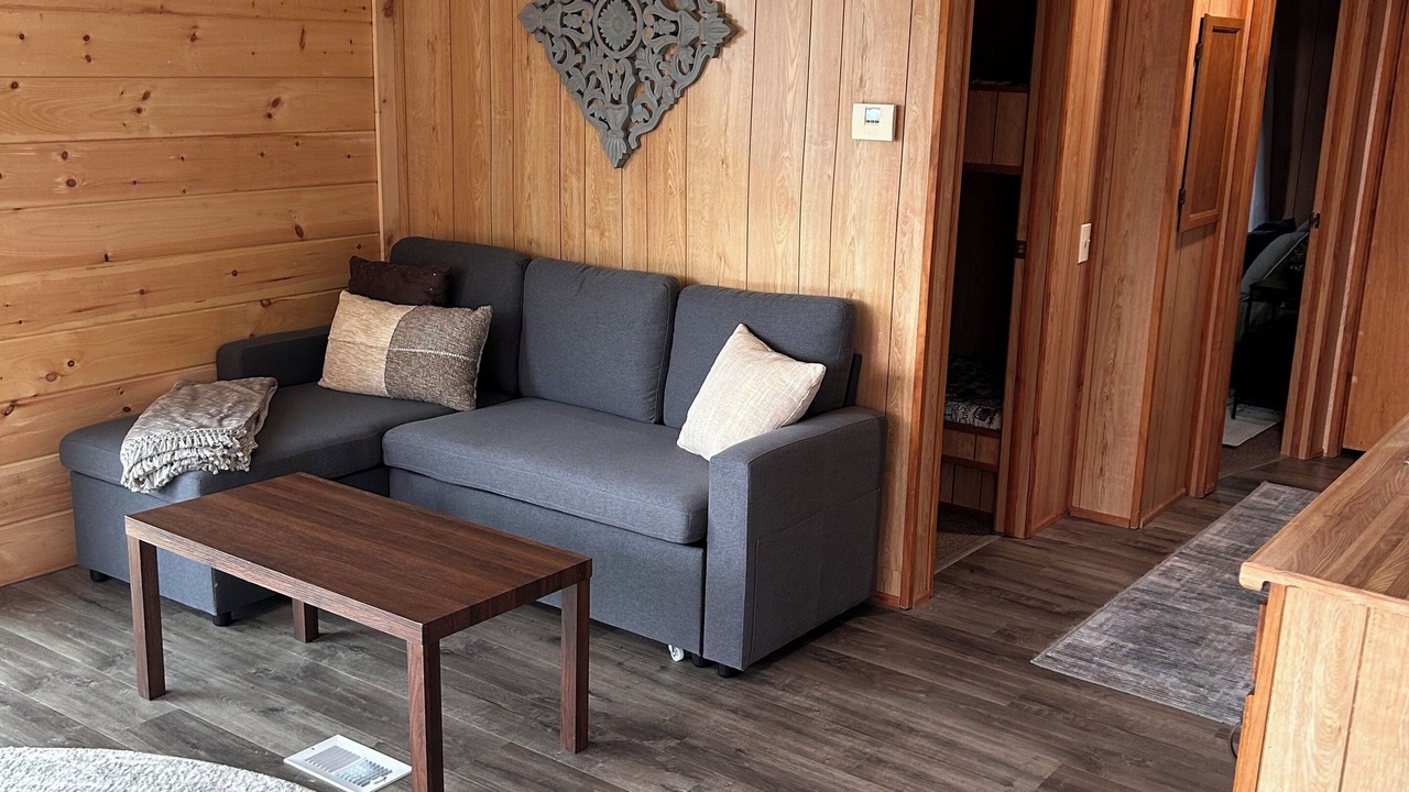 Photo of Livingroom in Warren