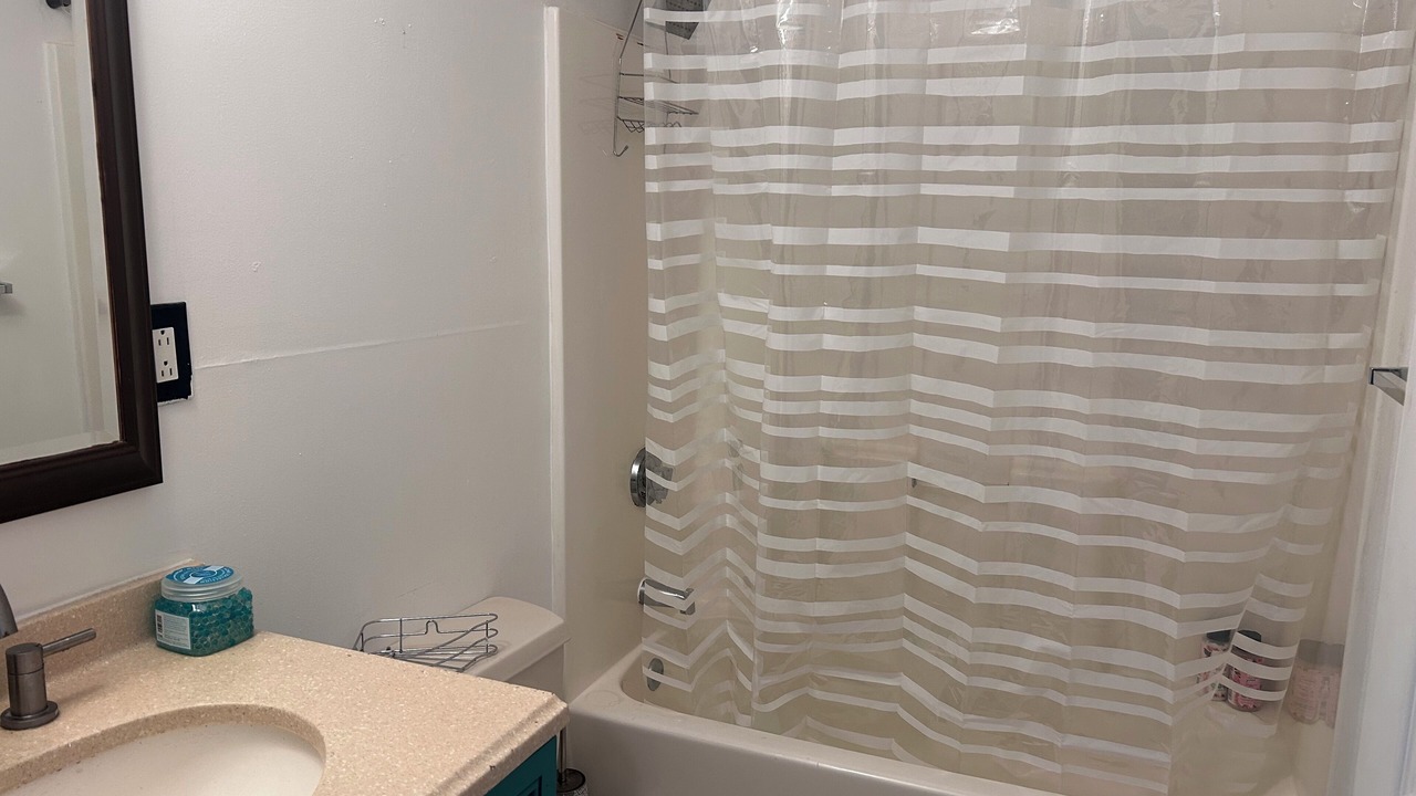 Photo of Bathroom in Holmes