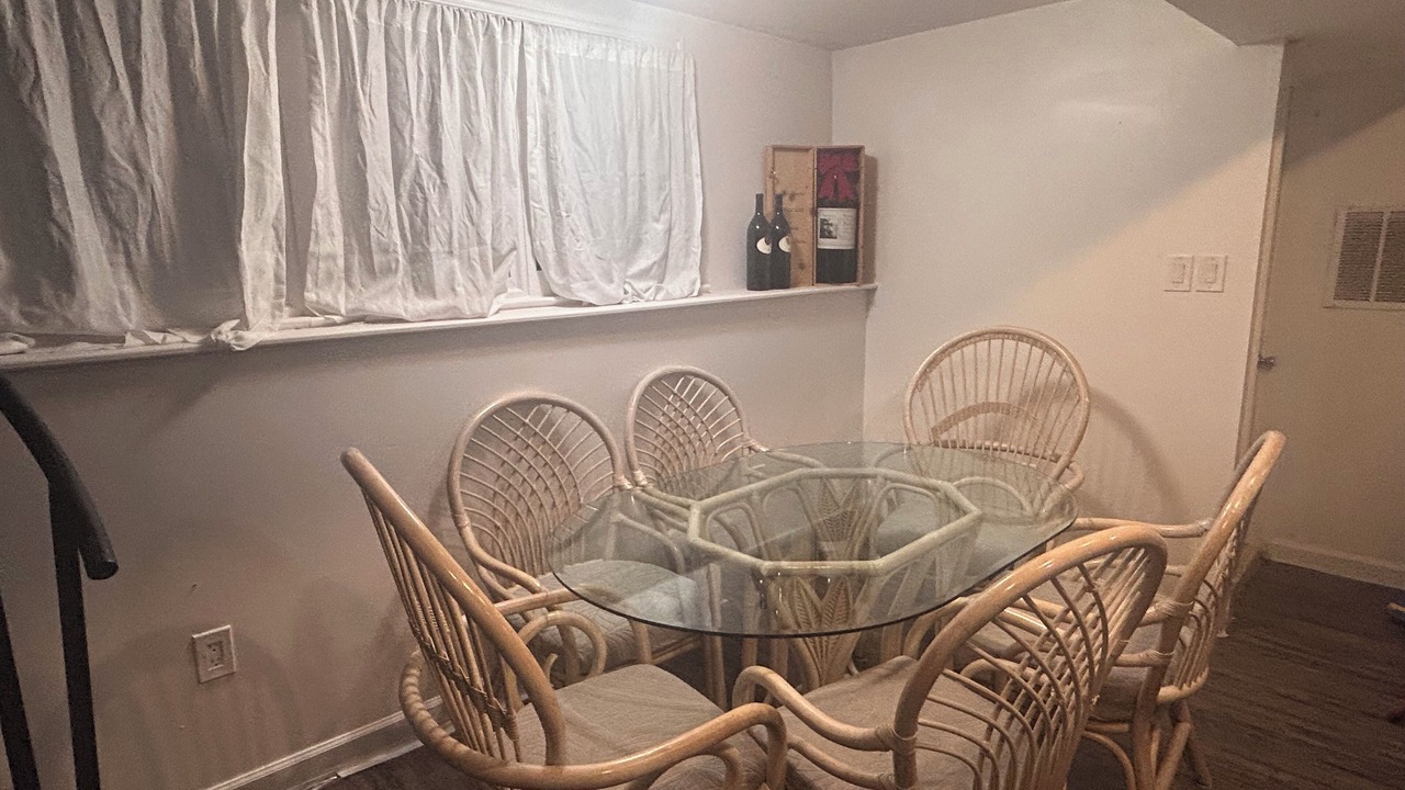 Photo of Others in Holmes