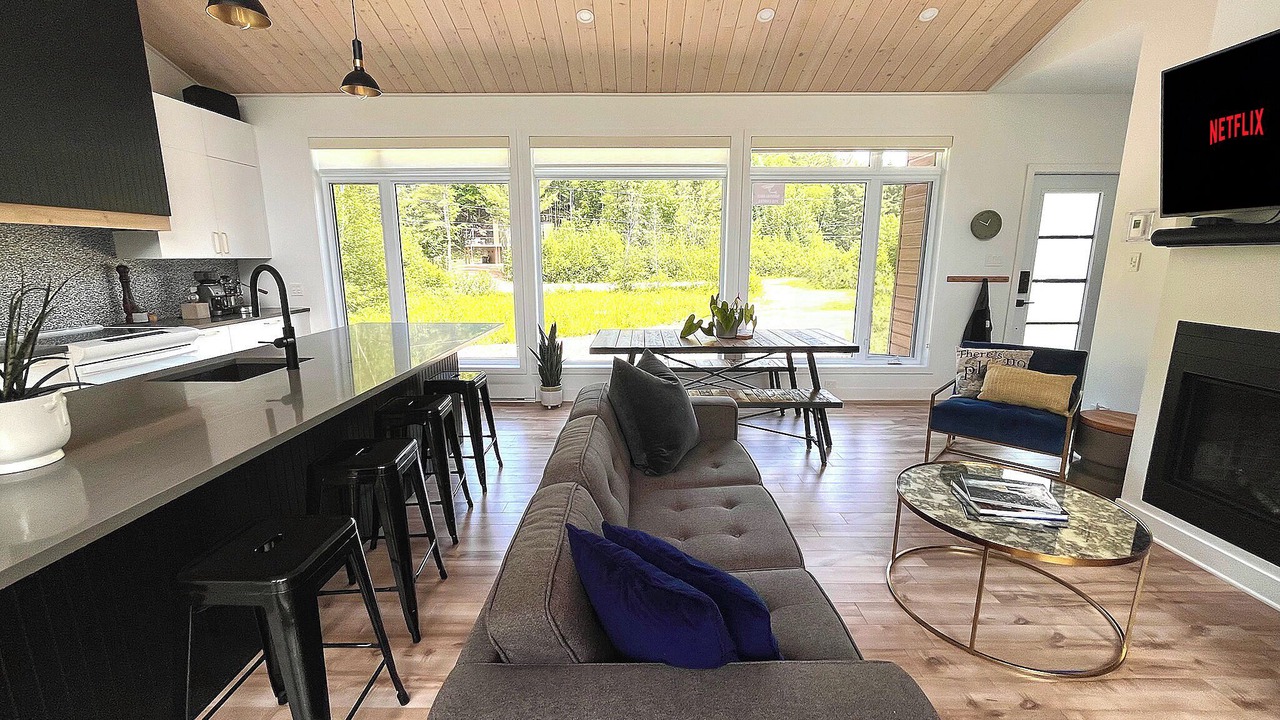 Photo of Livingroom in Saint-Alphonse-Rodriguez