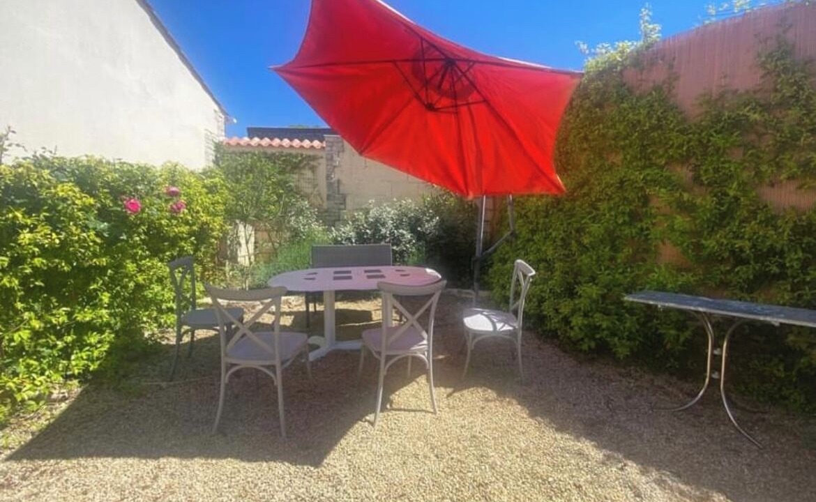 Photo of Outdoor in Curzon