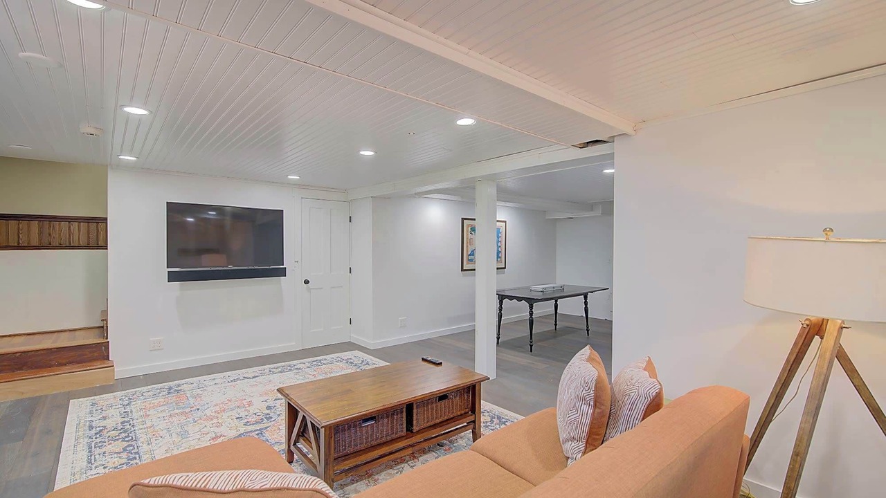 Photo of Livingroom in Yarmouth Port