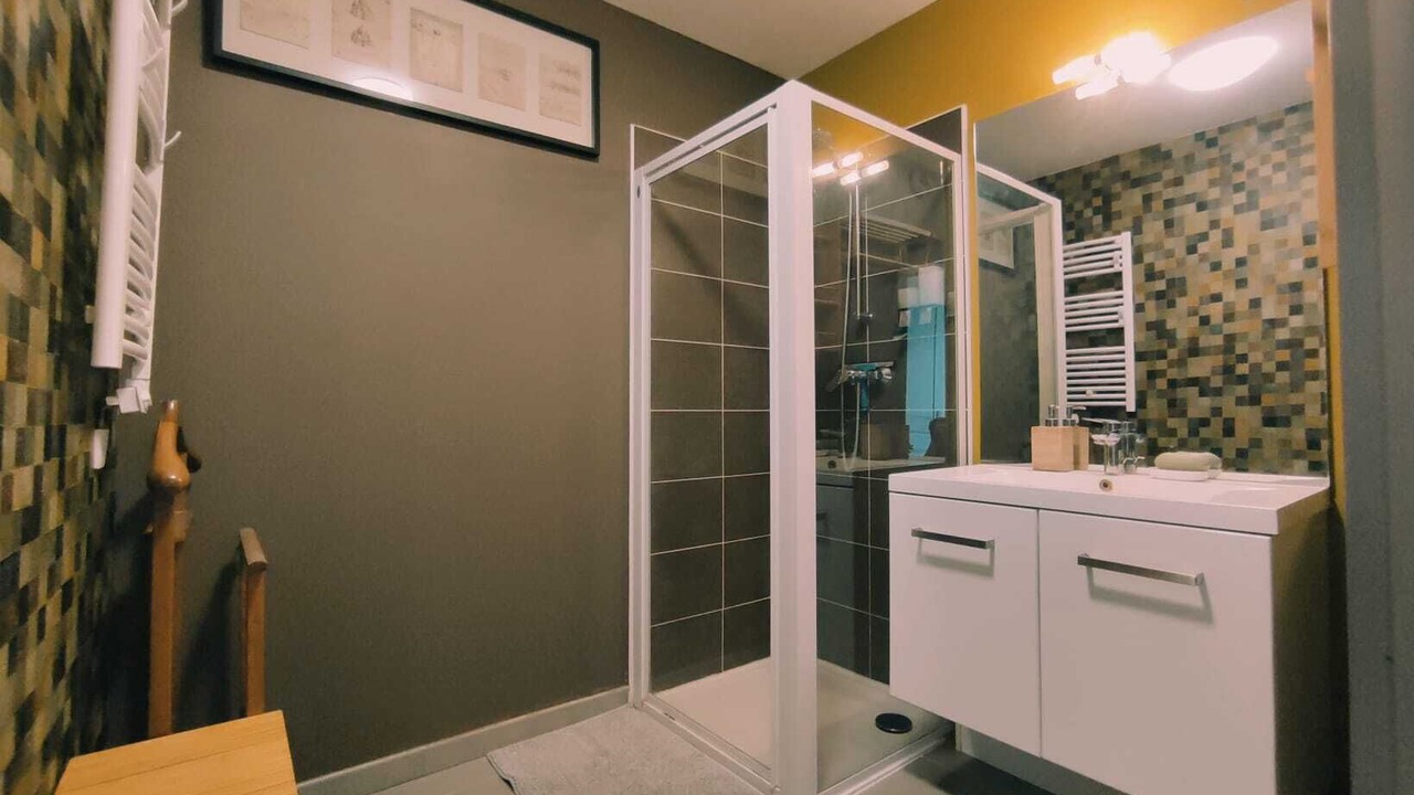 Photo of Bathroom in Saint-Andre-lez-Lille