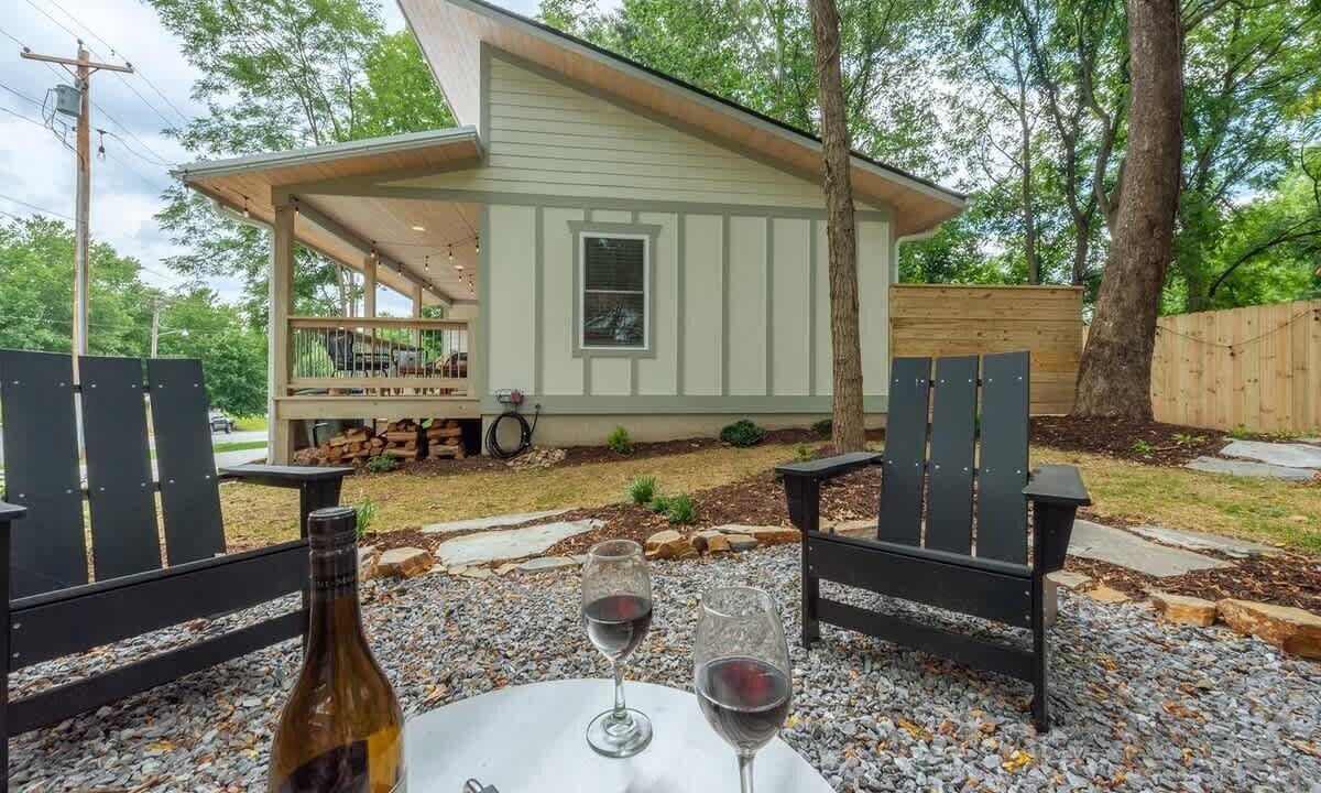 Photo of Patio Balcony in Waynesville