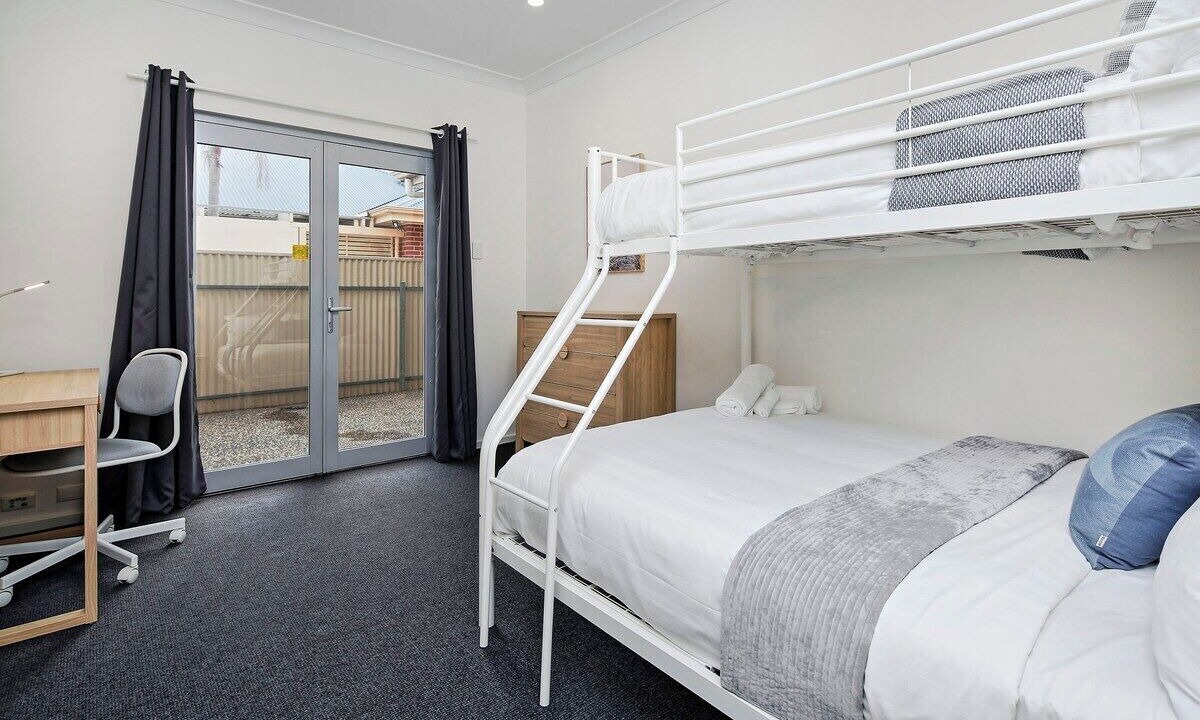 Photo of Others in Henley Beach South