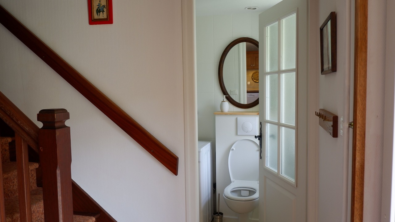 Photo of Others in Girgols