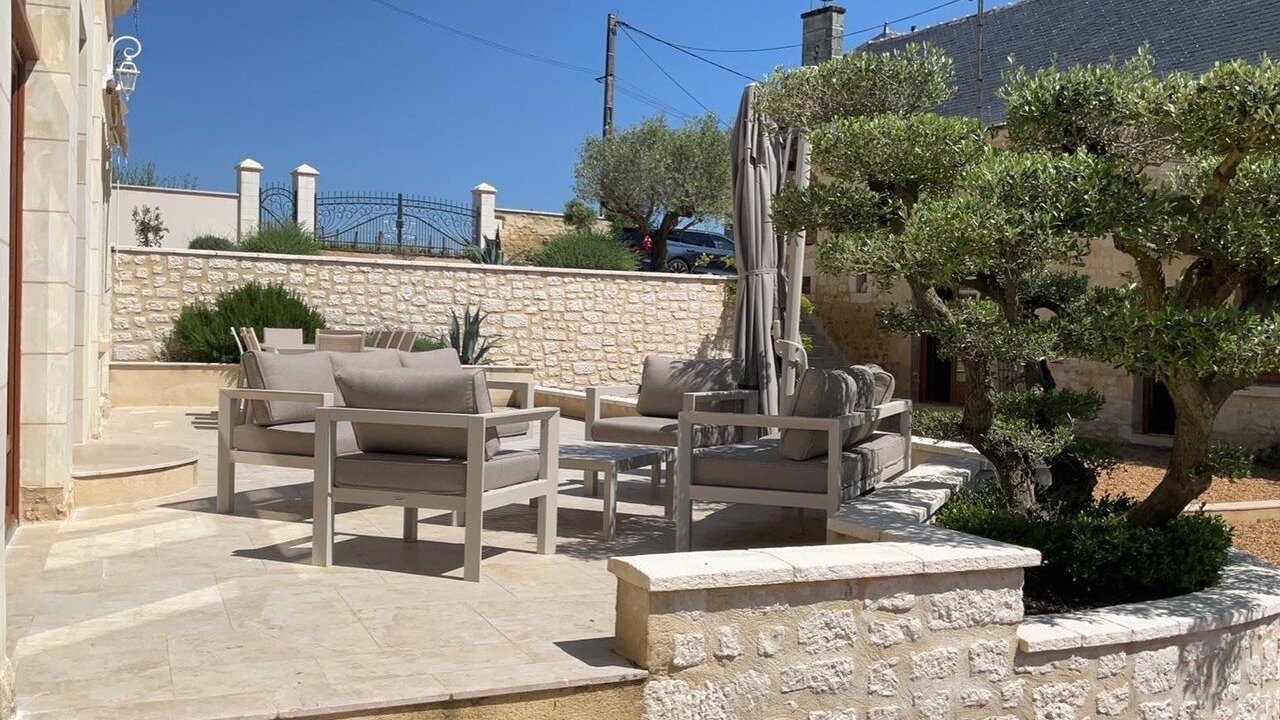 Photo of Patio Balcony in Saint-Nicolas-de-Bourgueil