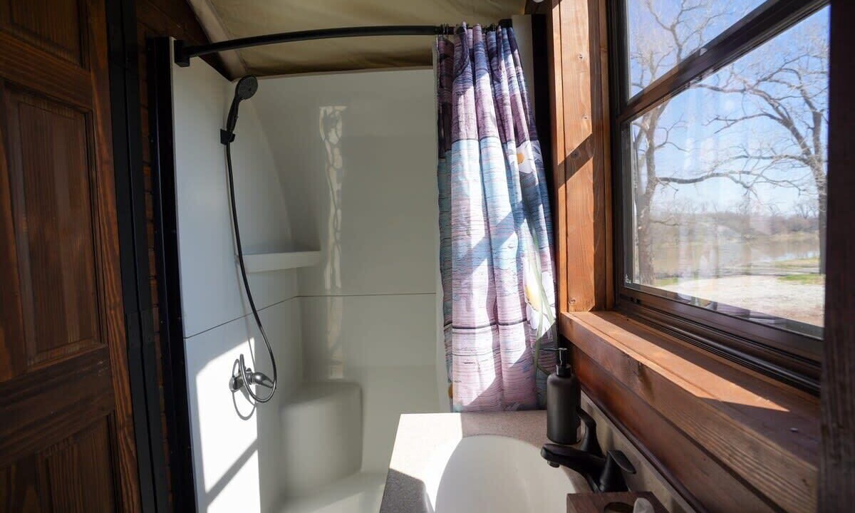 Photo of Bathroom in Satin