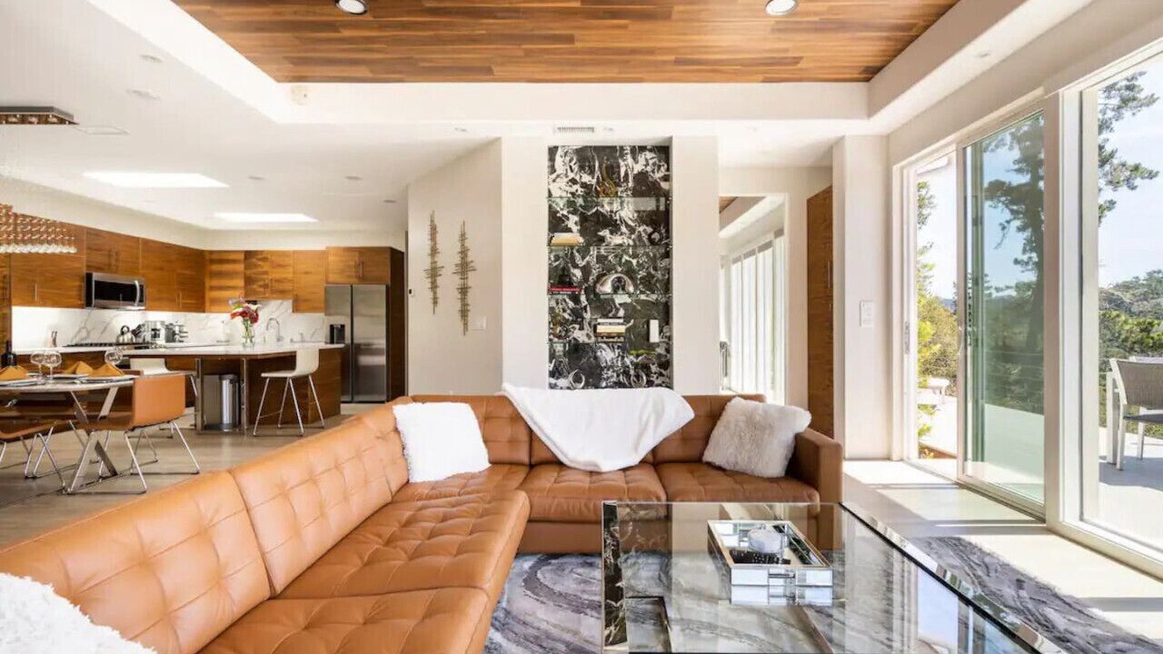 Photo of Livingroom in Monterey