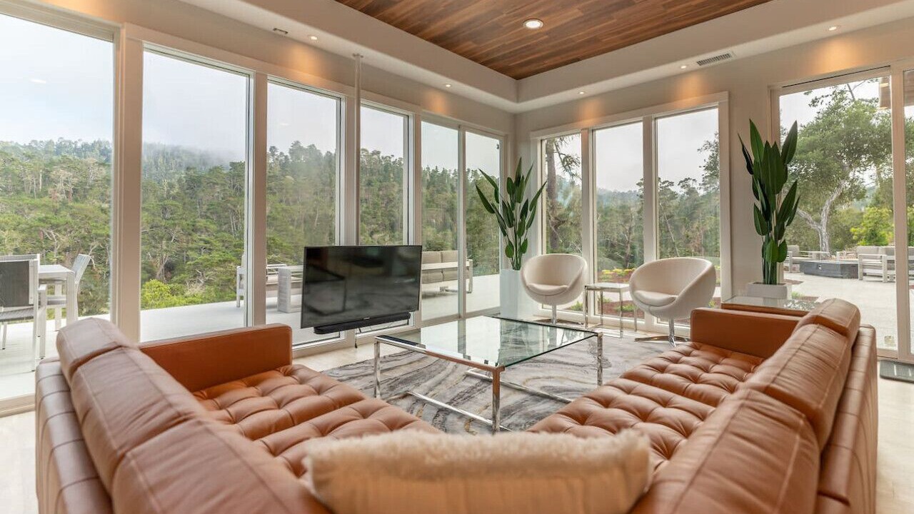 Photo of Livingroom in Monterey