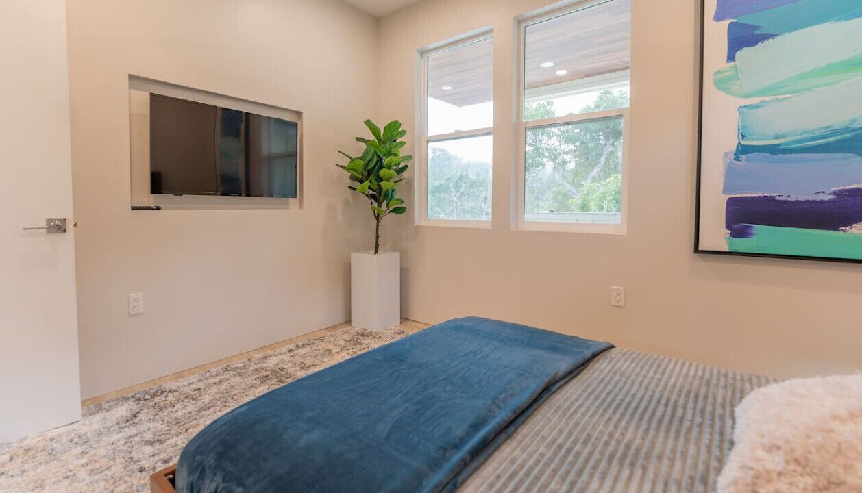 Photo of Bedroom in Monterey