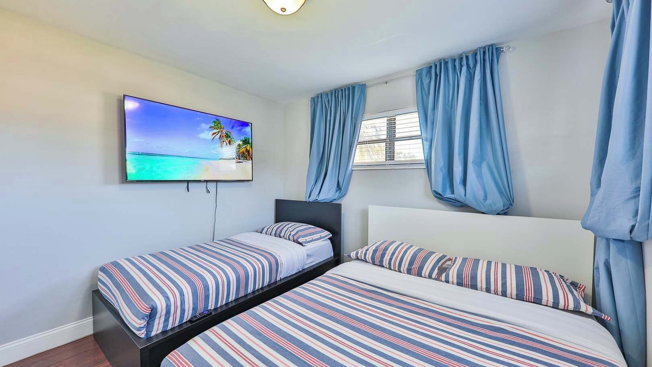 Photo of Bedroom in Driftwood