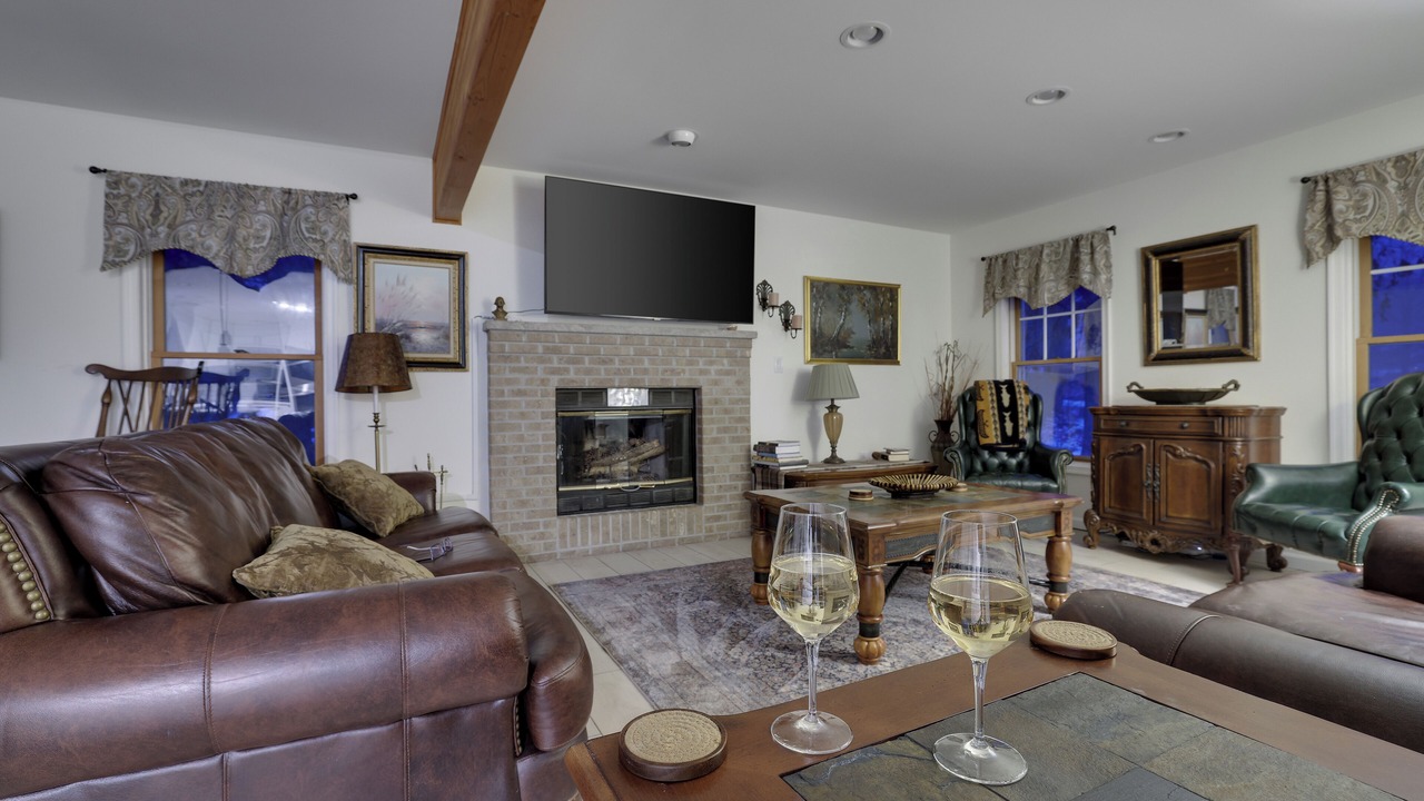 Photo of Livingroom in East Stroudsburg