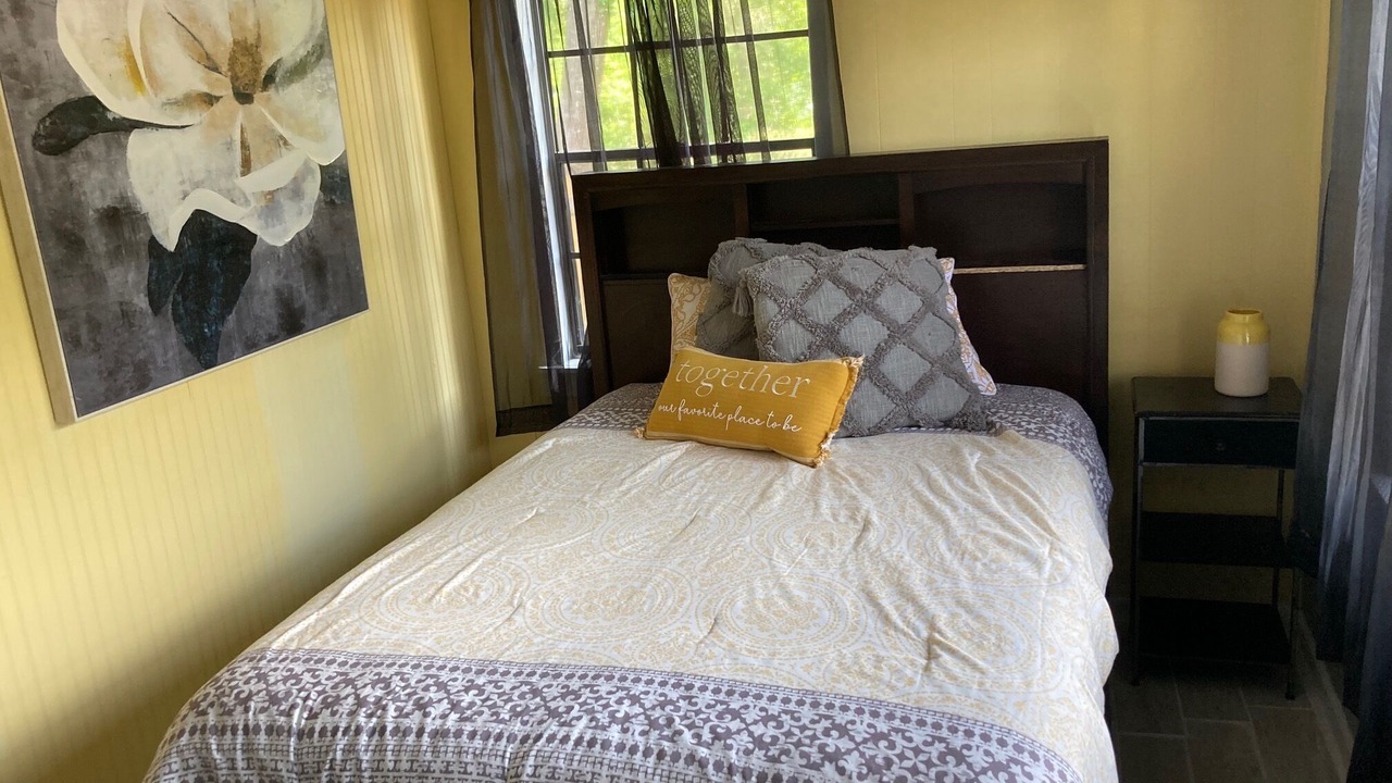 Photo of Bedroom in Carrabelle