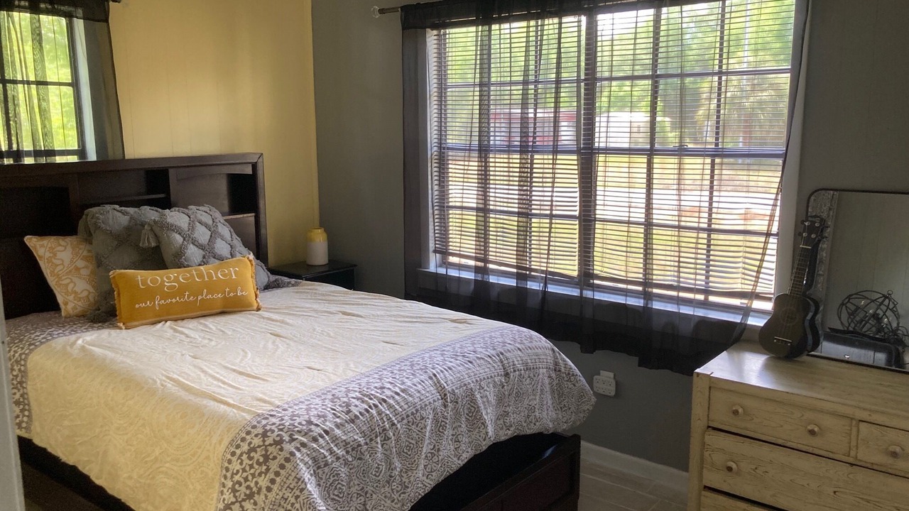 Photo of Bedroom in Carrabelle