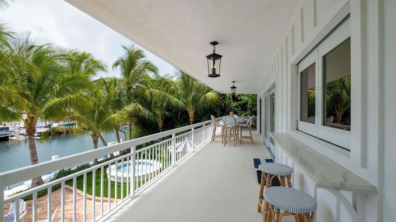 Photo of Outdoor in Venetian Shores