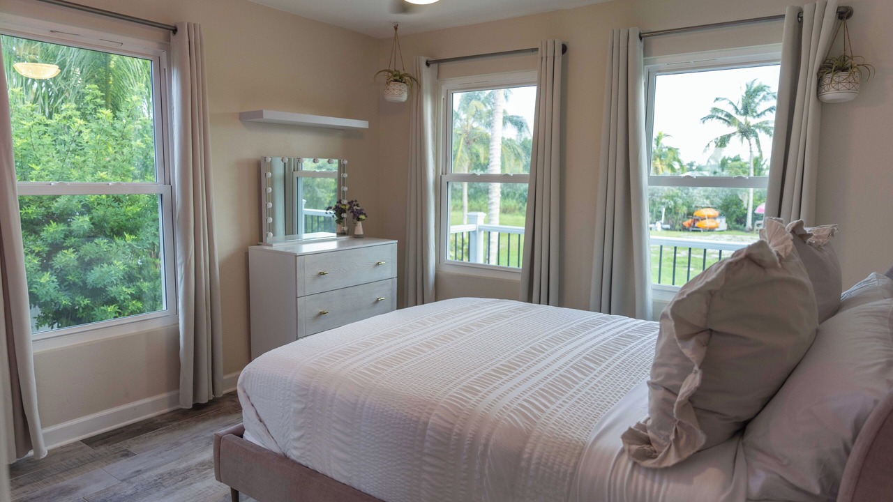 Photo of Bedroom in Bonita Springs