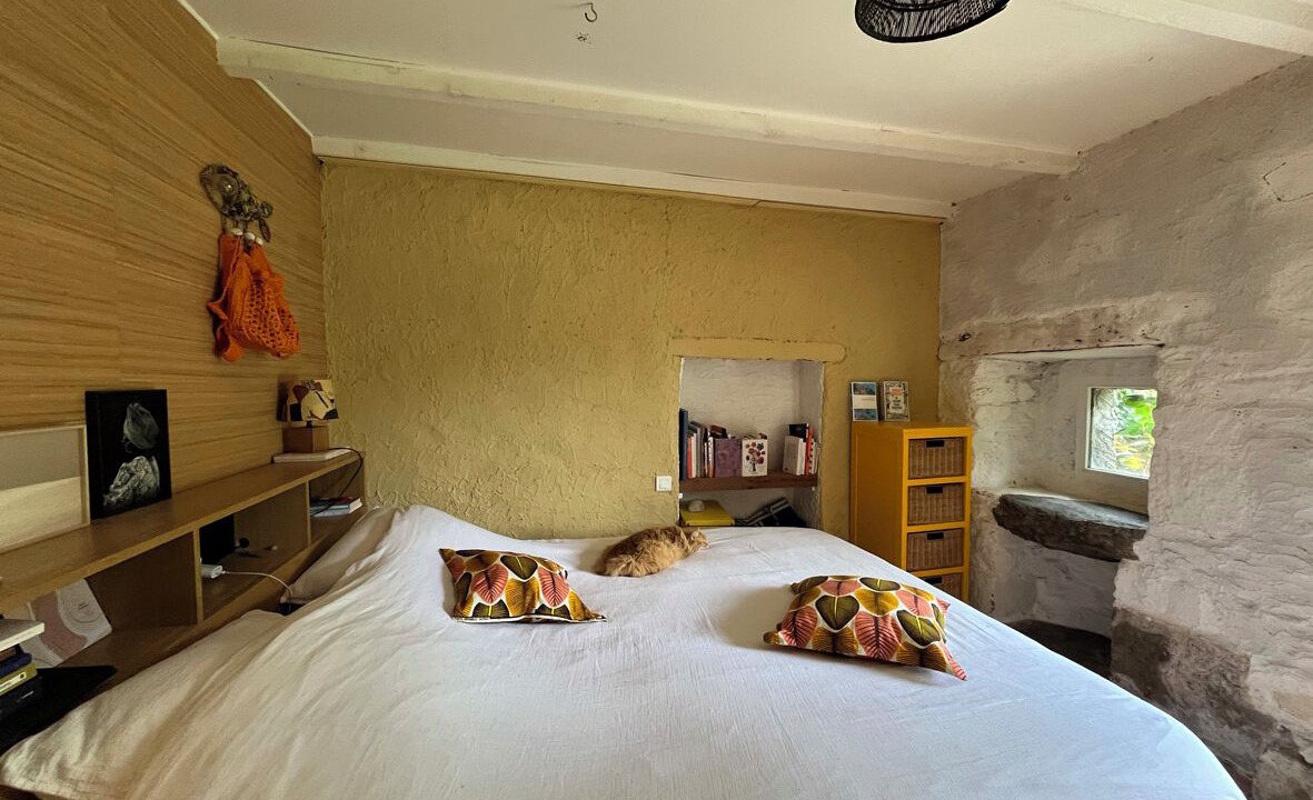Photo of Bedroom in La Ville-es-Nonais