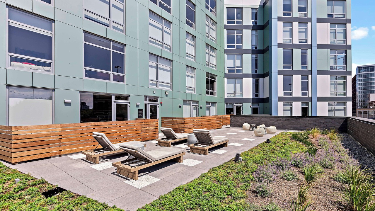 Photo of Patio Balcony in Pulaski Park