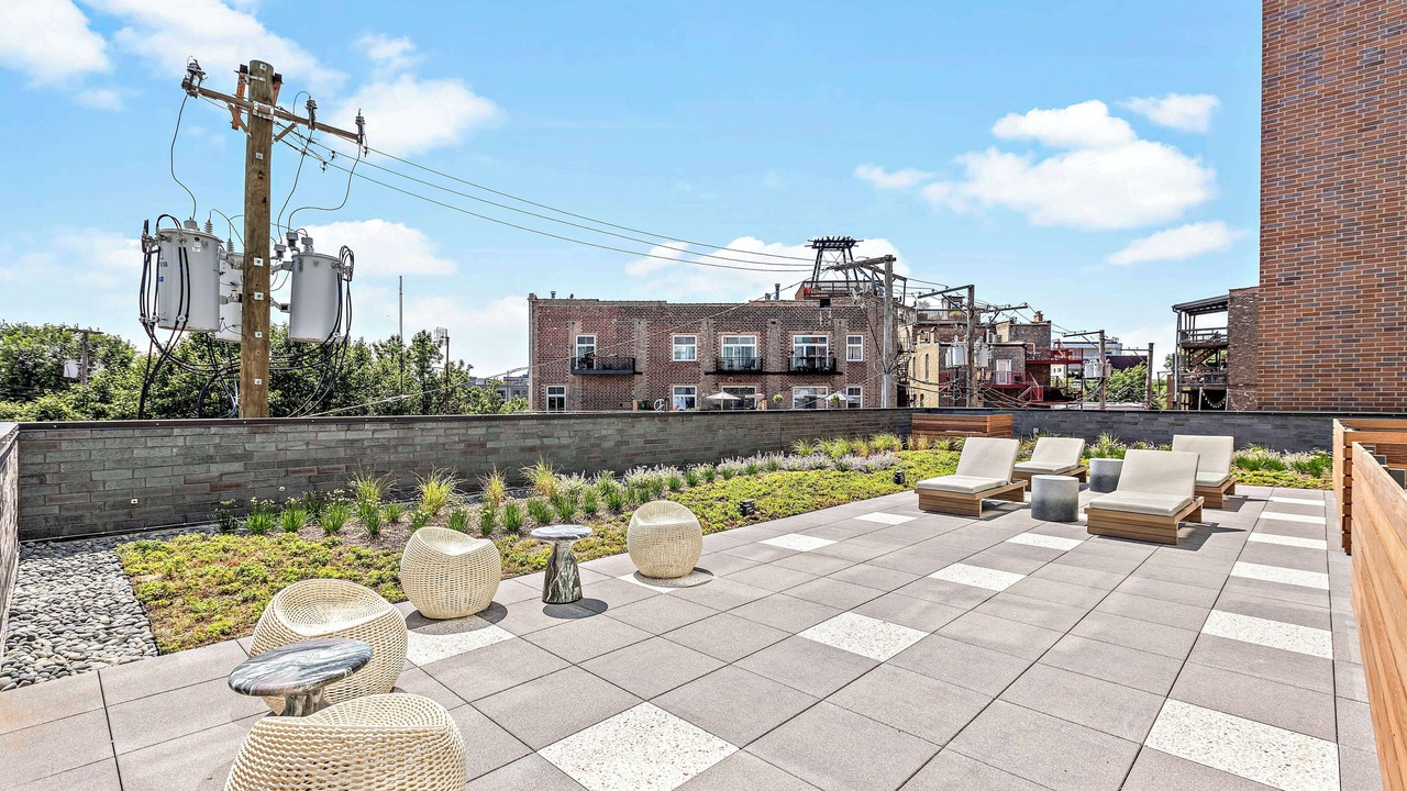 Photo of Patio Balcony in Pulaski Park