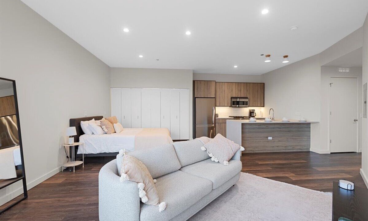 Photo of Livingroom in Pulaski Park