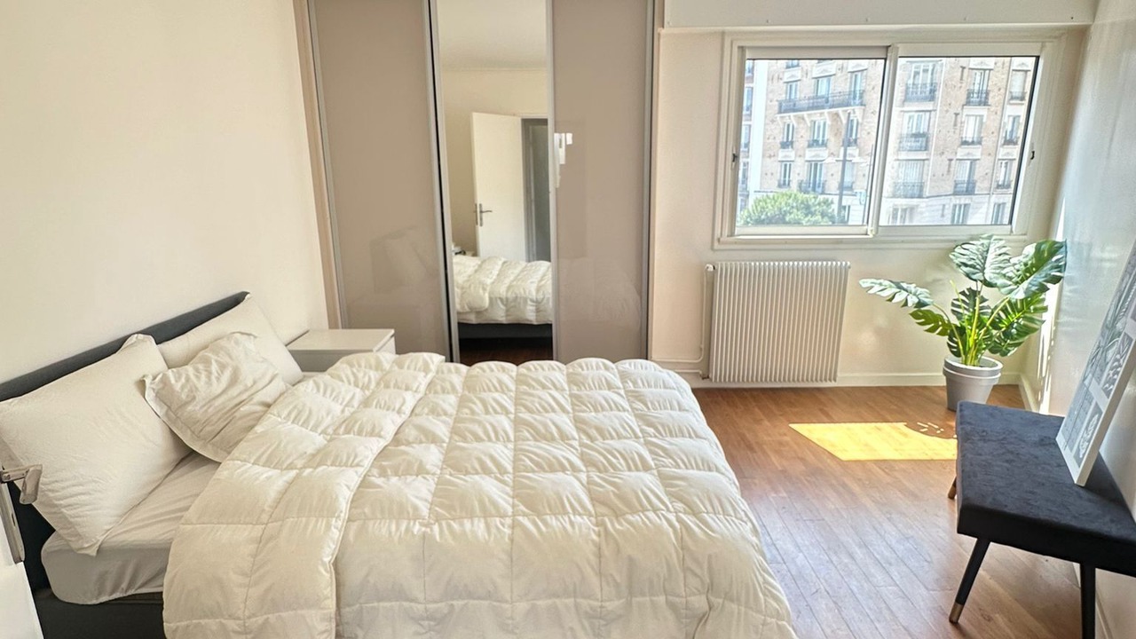 Photo of Bedroom in Le Kremlin-Bicetre