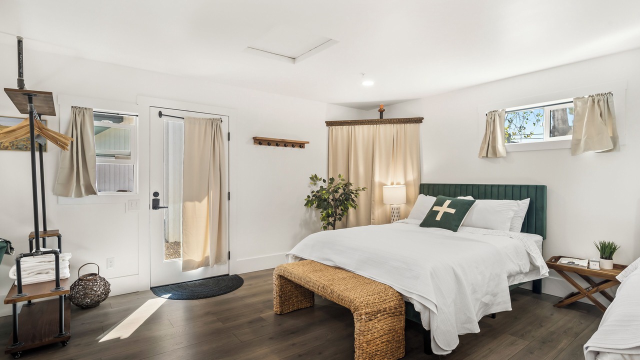 Photo of Bedroom in Sisters