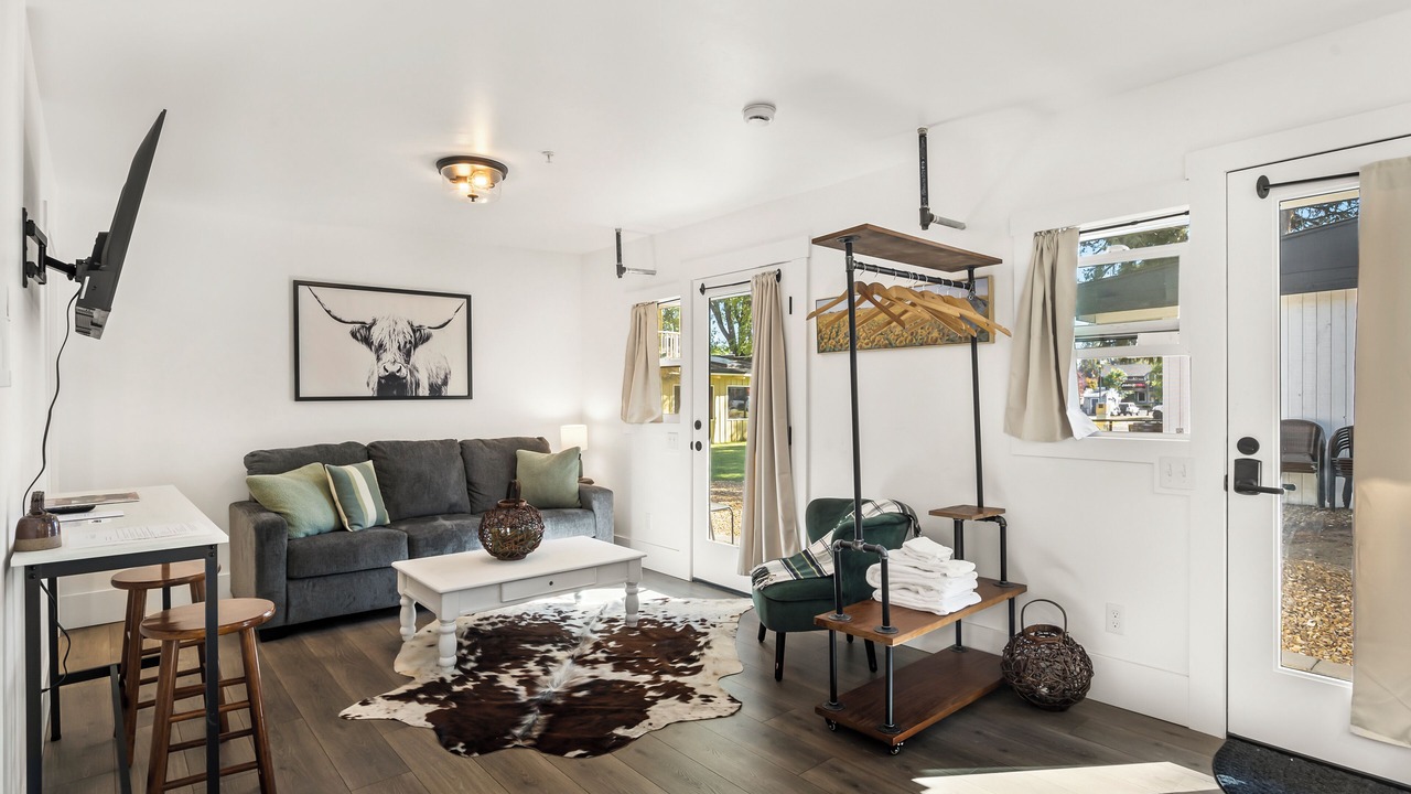 Photo of Livingroom in Sisters