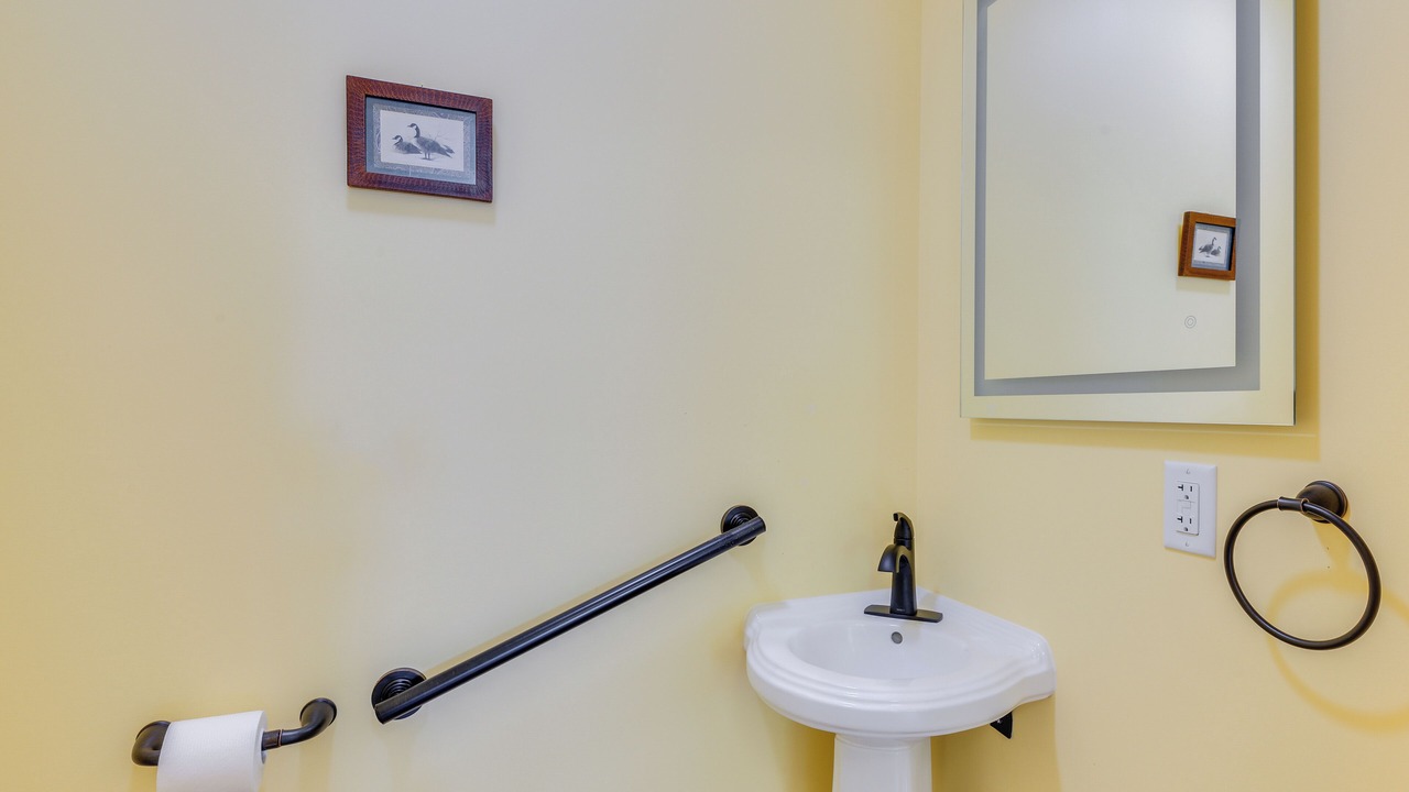 Photo of Bathroom in Wellesley Island