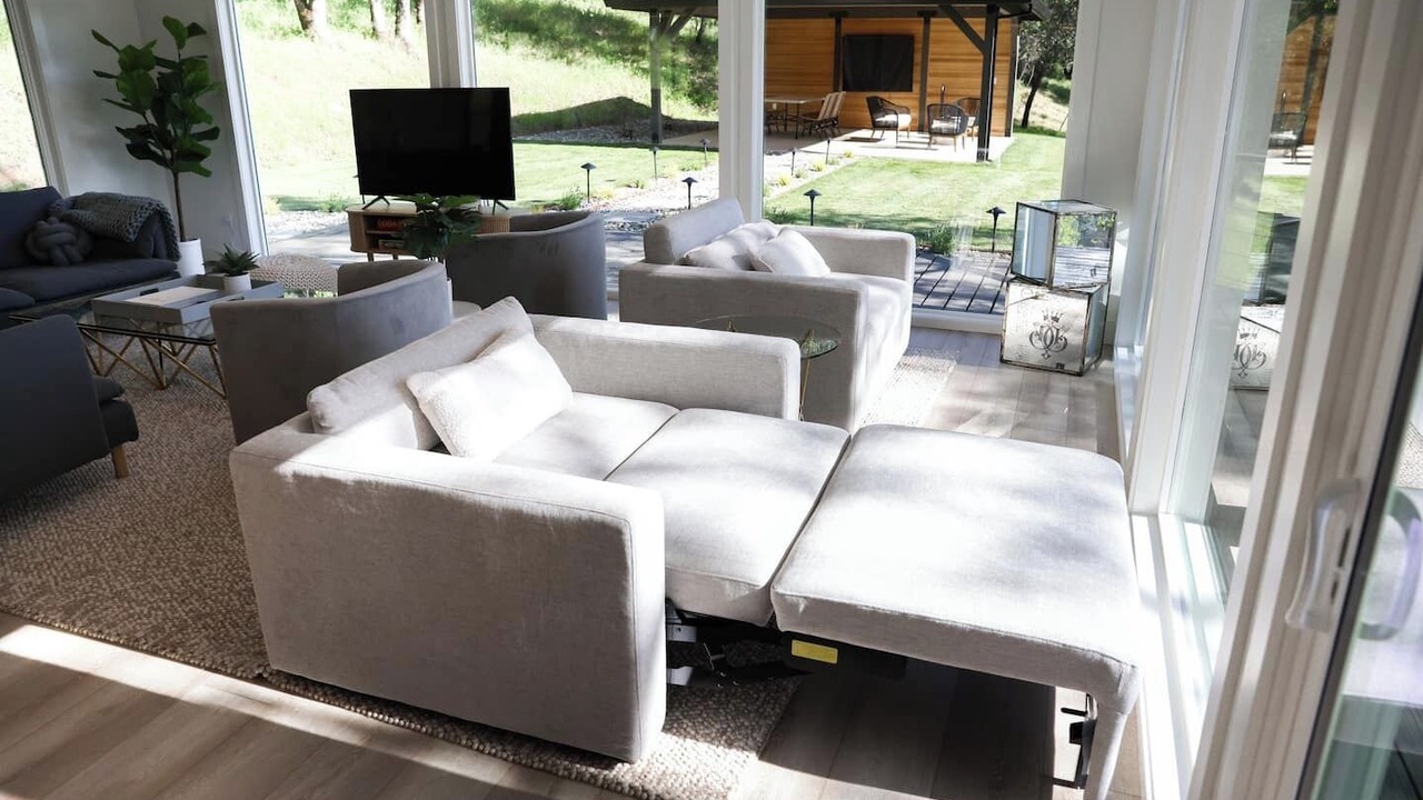 Photo of Livingroom in Auburn