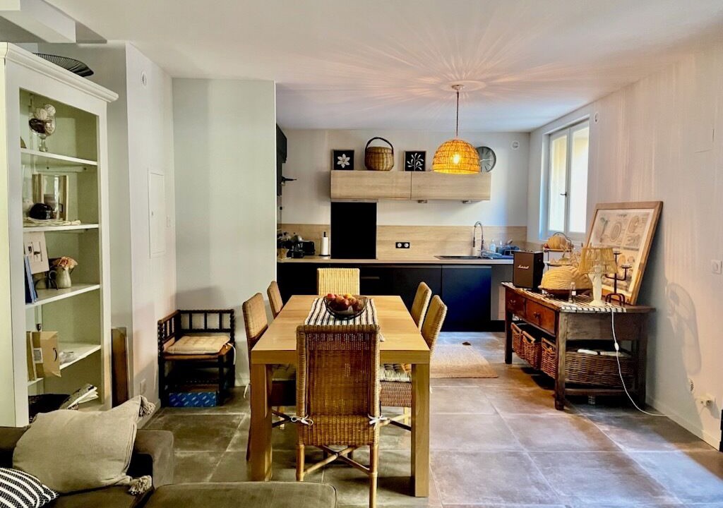 Photo of Others in Roujan