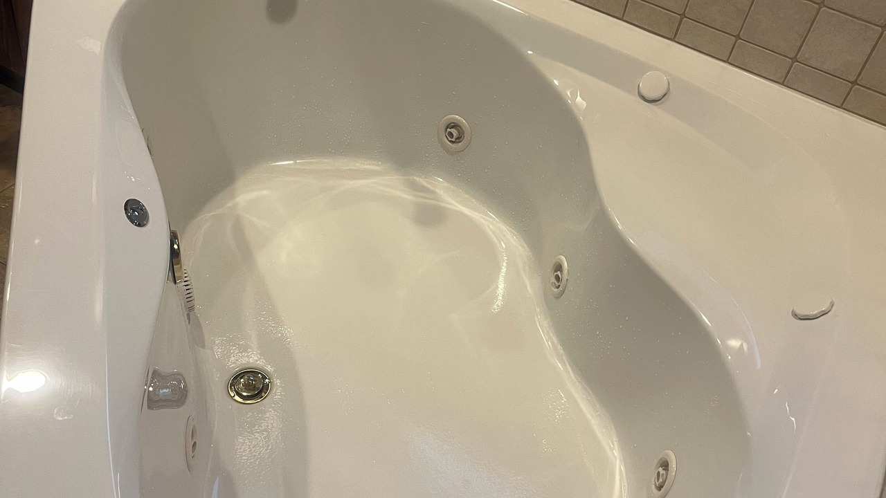 Photo of Bathroom in Grand Bend