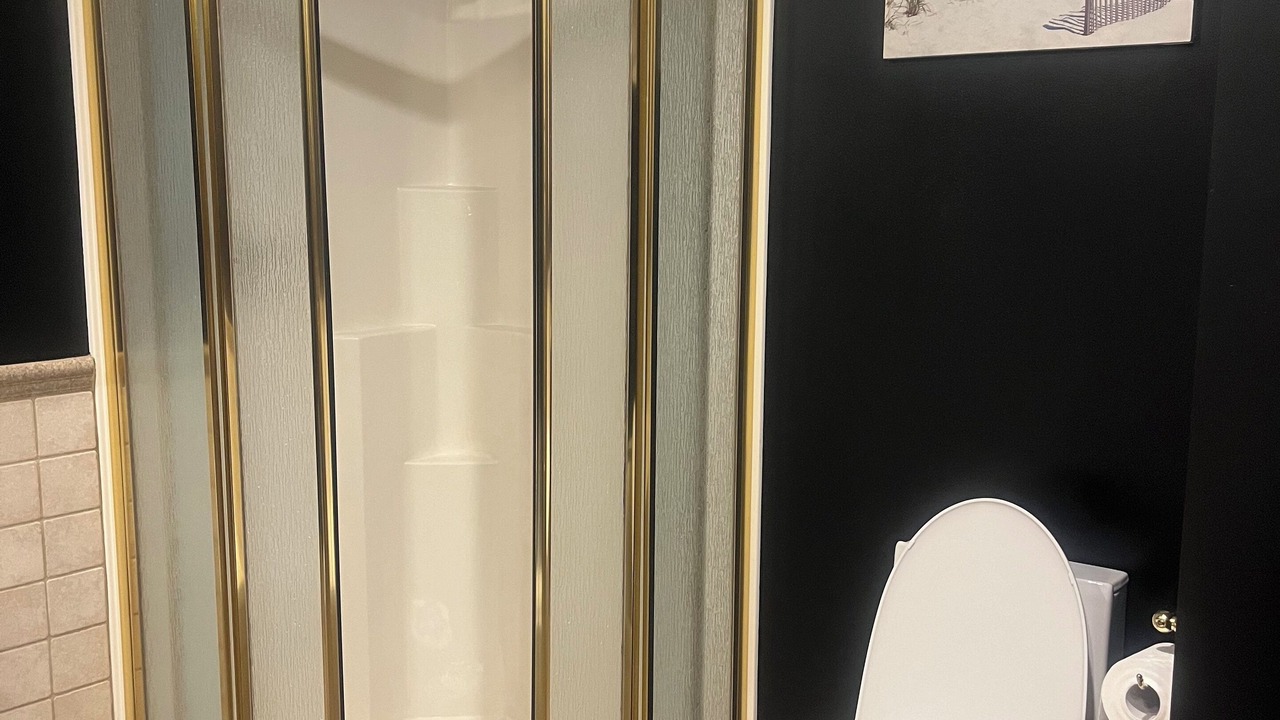 Photo of Bathroom in Grand Bend