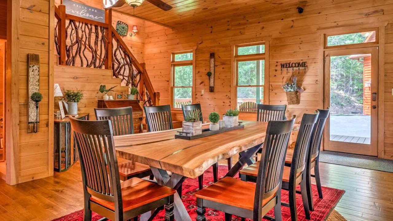 Photo of Others in Foxfire Estates