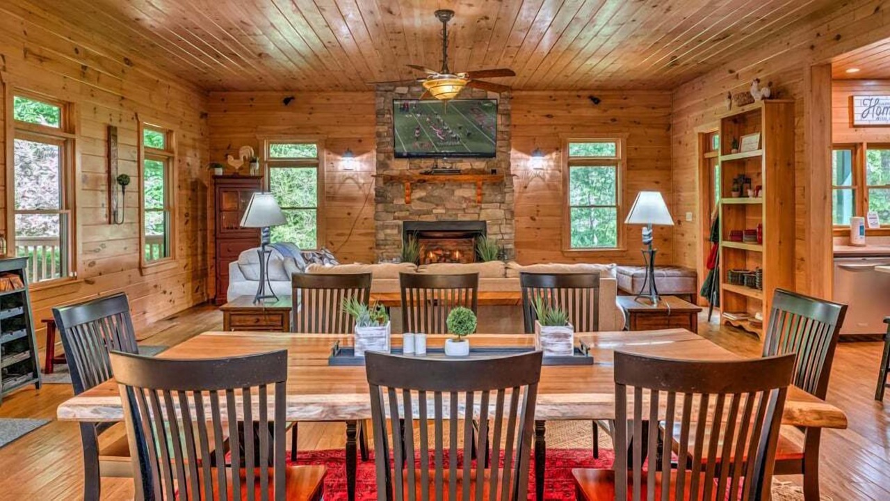 Photo of Others in Foxfire Estates