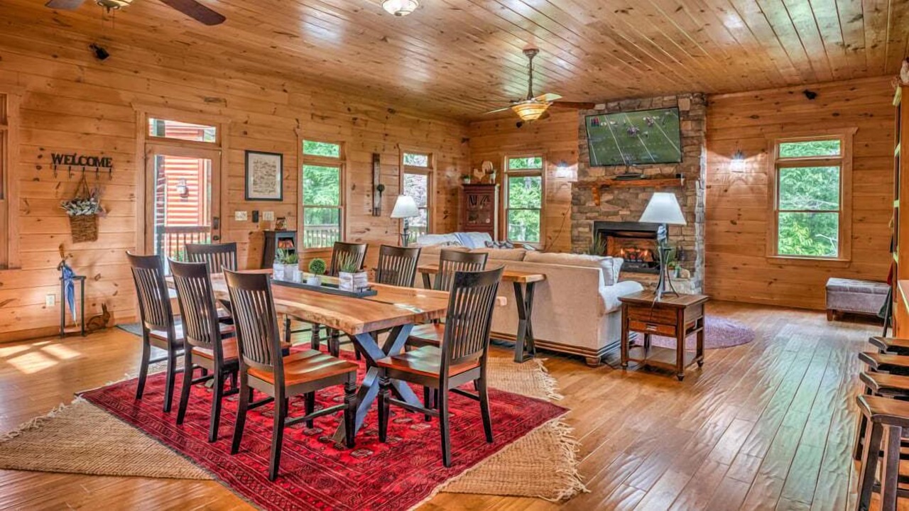 Photo of Others in Foxfire Estates